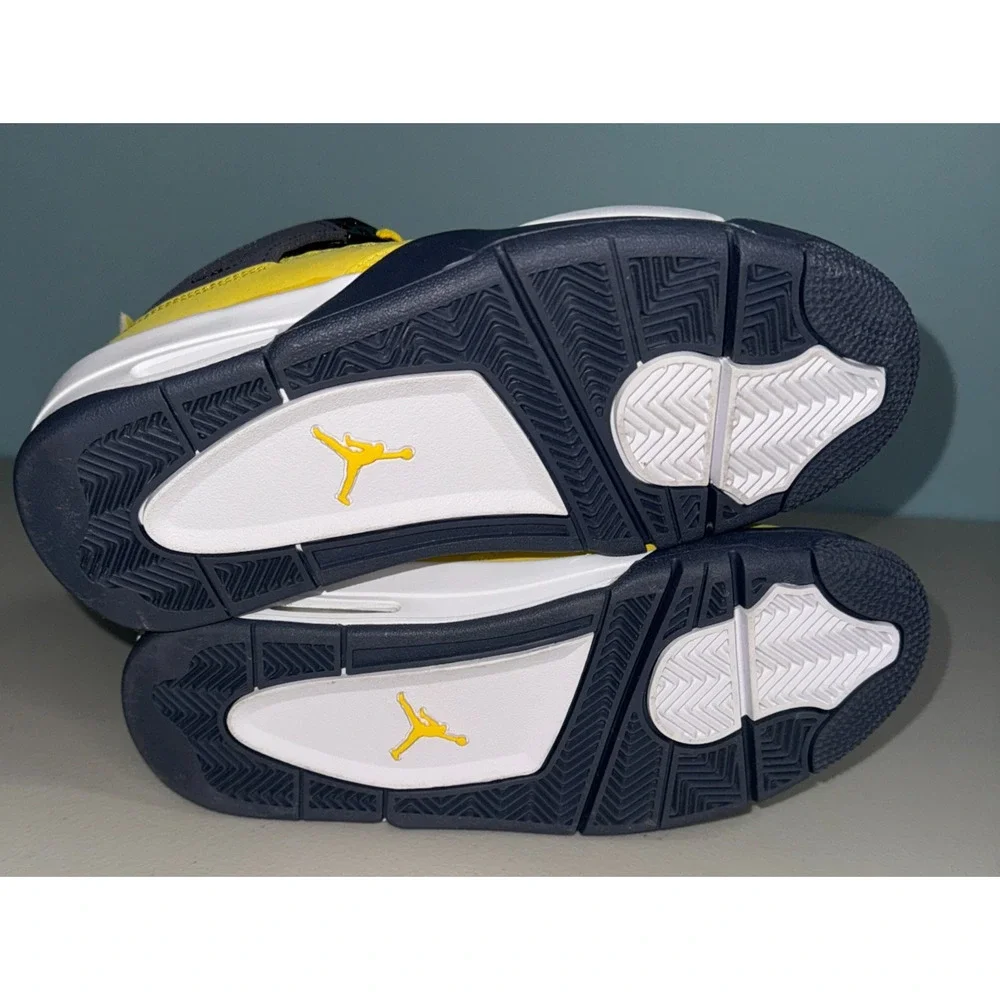 Jordan 4 Size 6Y Lightning‎ Grade School 408452-700 Air Jordan Retro Womens 7.5